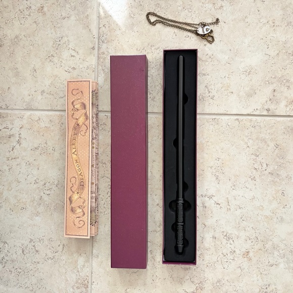 Wizarding World Of Harry Potter Other - Harry Potter Snape Black Wizard Wand with Burgundy Presentation Box